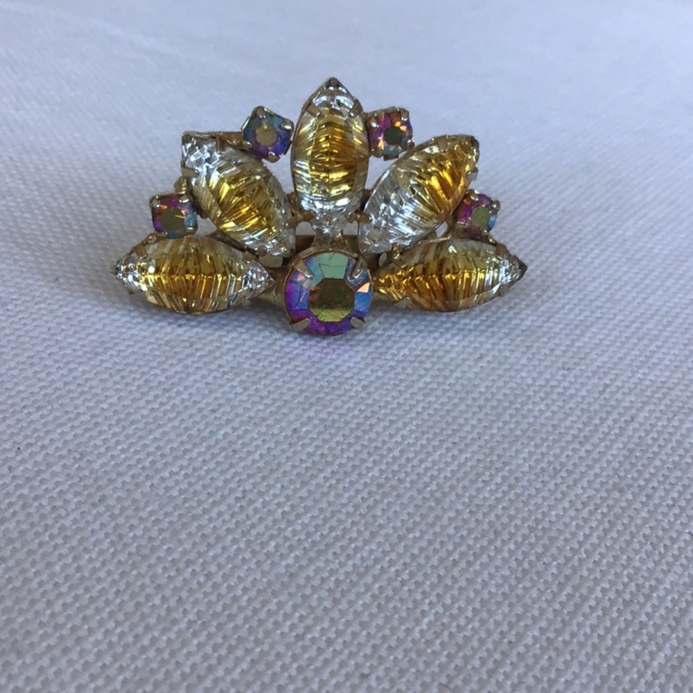Vintage Rhinestone Brooch - Picture 4 of 4
